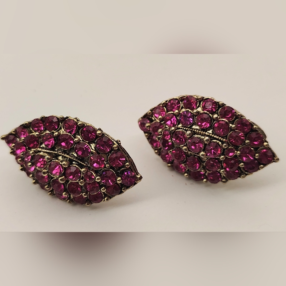 Radiant Fuchsia Crystal Leaf Pierced Earrings - Picture 7 of 15